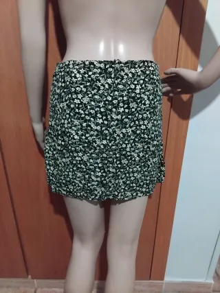 Falda pantalón corta floral