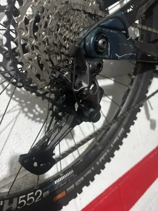 Bicicleta Eléctrica BH Xtep Negra Enduro