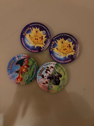 4 Tazos Pokémon Charizard Pikachu Onix
