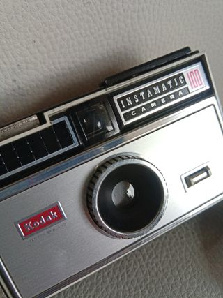 Cámara Kodak Instamatic 100