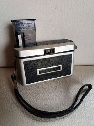 Cámara Kodak Instamatic 100