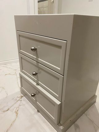 Escritorio y cajonera