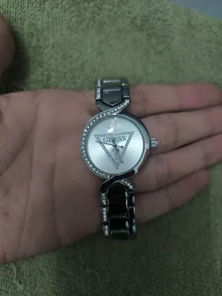 Reloj Guess Plateado