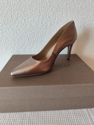 Salón stiletto piel Martinelli oro/plata