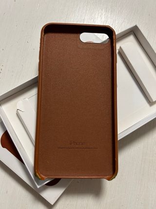 Custodia in pelle marrone per iPhone 8 Plus di Apple
