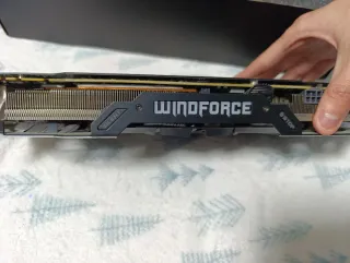 Tarjeta Gráfica Gigabyte GeForce GTX 980 Ti