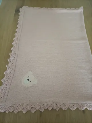 Manta rosa bebé con osito