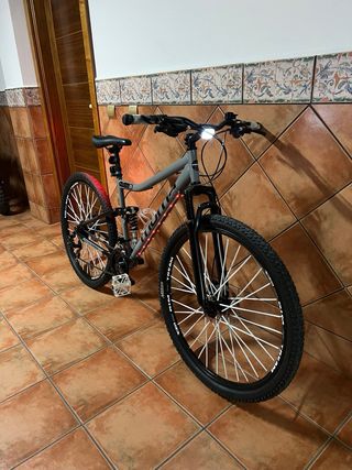 Bicicleta Moma Rock FS 29 Stunt Modificada