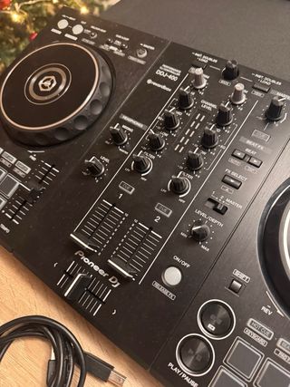 Controlador DJ Pioneer DDJ-400