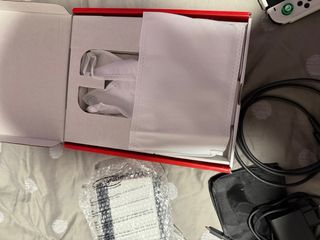 Nintendo Switch OLED Blanca mas pro controller