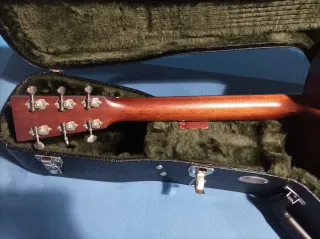 Guitarra Martin D18 Street Legend