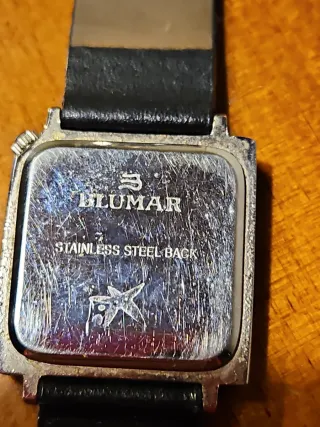 Dos relojes pulsera antiguos