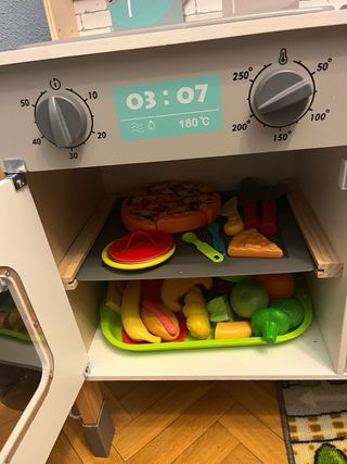 Cocinita de juguete en perfecto estado