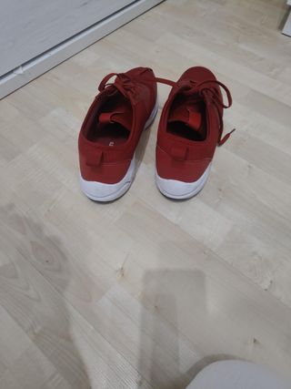 Deportivas Pedro del Hierro Rojas