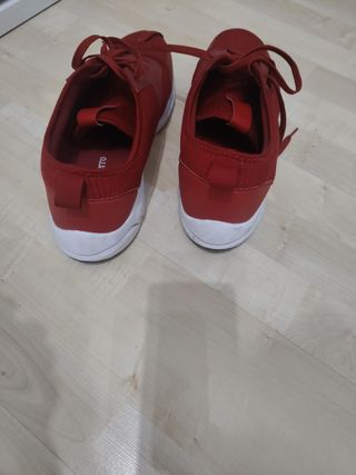 Deportivas Pedro del Hierro Rojas