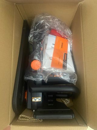 DOVAMAN Motosierra Eléctrica de 2400W