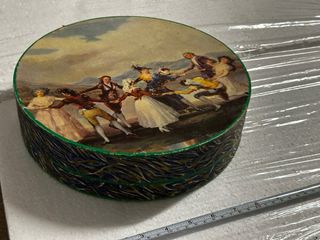 CAJAS REDONDAS ANTIGUAS DE CARTÓN IMPRESO