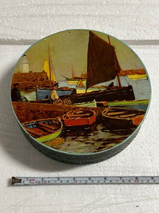 CAJAS REDONDAS ANTIGUAS DE CARTÓN IMPRESO