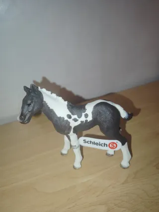 Lote 5 figuras Schleich: Potros y Pony.