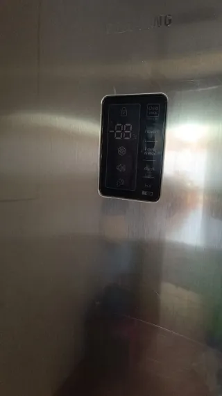 Congelador Vertical Samsung RZ80FHIS