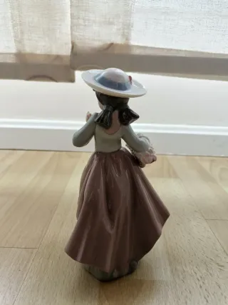 Figura Nao Lladró Paseo por el campo