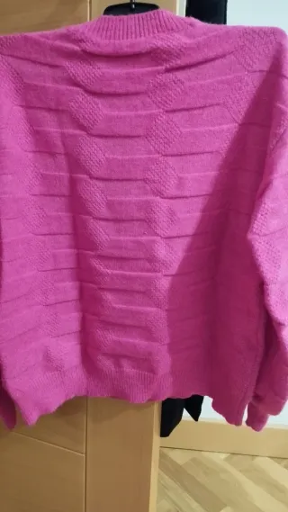 Jersey rosa tejido con textura