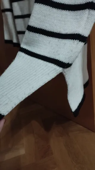 Jersey rayas blanco y negro con aberturas