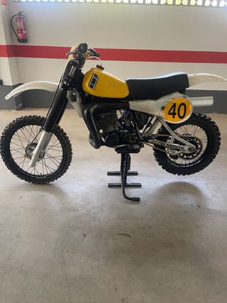 Yamaha 250 y 500 Motocross Clásica 1981.