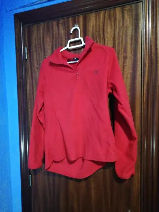 Polar rojo talla M