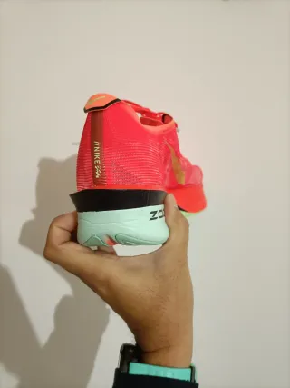 T44Nike ZoomX Vaporfly Next% 4