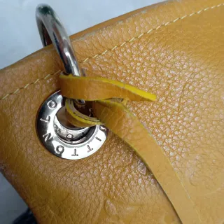 Borsa in pelle color senape Louis Vuitton