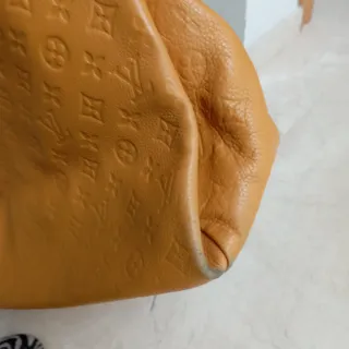 Borsa in pelle color senape Louis Vuitton