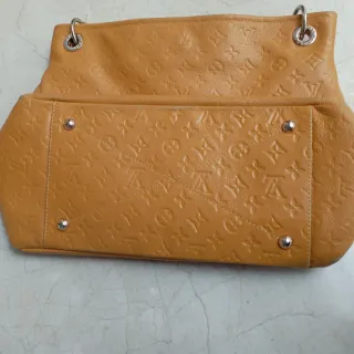 Borsa in pelle color senape Louis Vuitton