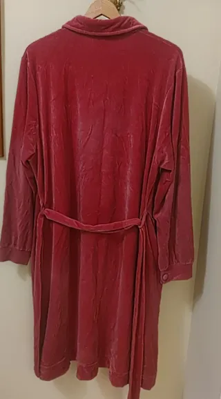 Bata larga Modin XL rosa intenso