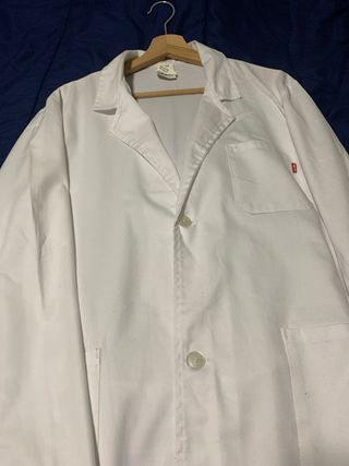 BATA DE LABORATORIO BLANCA