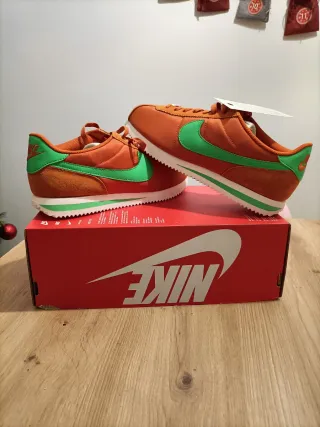 T42,5 Nike Cortez TXT Naranja/Verde