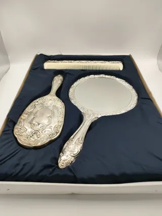 Juego tocador 3 piezas vintage Queen Victoria