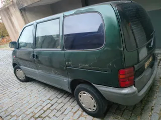 Nissan Serena 1997