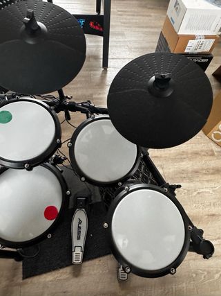 Batería Electrónica Alesis Nitro Max