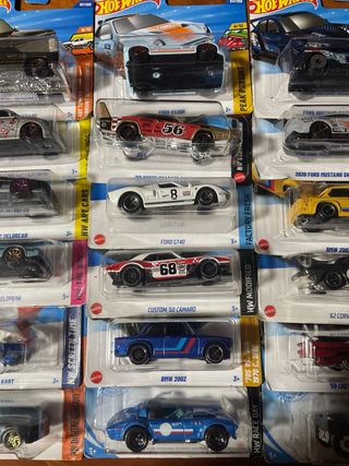 Lote de 18 Coches Hot Wheels