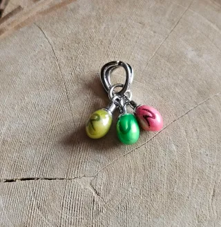 Charm Corre Stranger Things