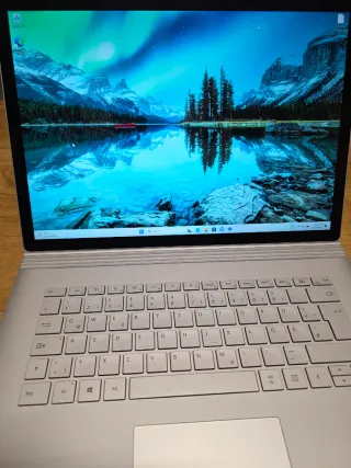 Microsoft Surface Book 3 i7 16GB 256Gb GTX 1660 Ti