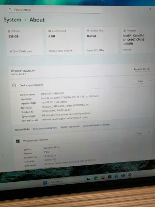 Microsoft Surface Book 3 i7 16GB 256Gb GTX 1660 Ti