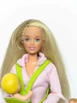 Muñeca Barbie teen skipper cool