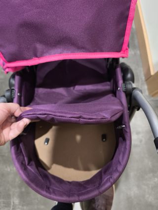 Cochecito de muñecas manejable