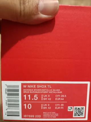 T44 Nike Shox TL Dorado/Gris