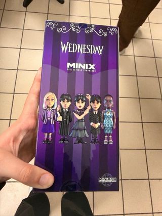 Figura Minix Miércoles Addams TV Serie 127