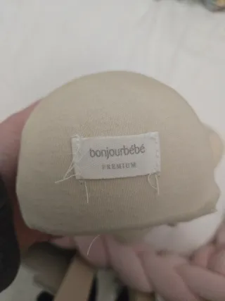 Cojín antivuelco para bebé