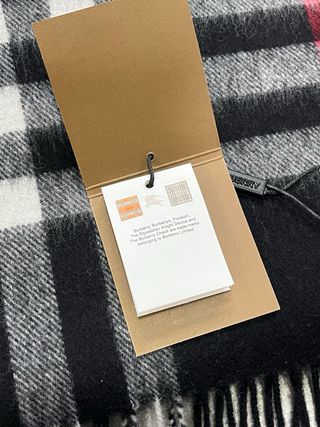 Bufanda Burberry Clásica Negra