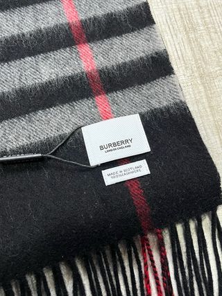 Bufanda Burberry Clásica Negra